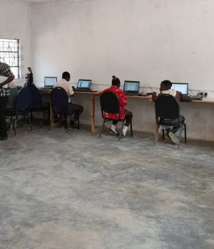 Projects Computer lab-min